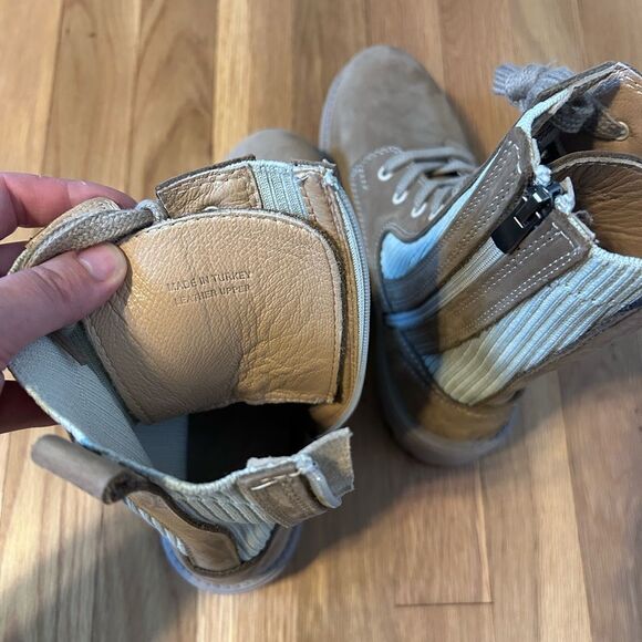 New Bueno Stella Women Lace up Bootie Size 8-8.5 Taupe - Picture 7 of 7